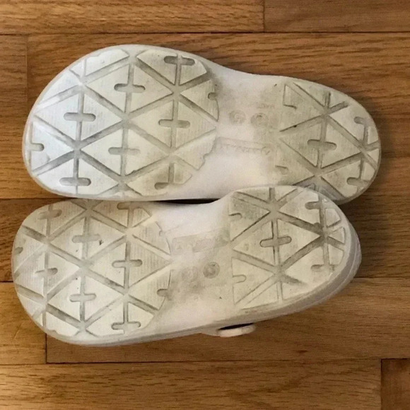Airwalk slip on closed toes foam sandals - Picture 4 of 4